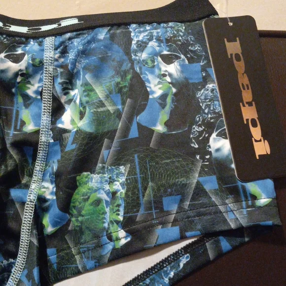 Papi - Picture 3 of 5